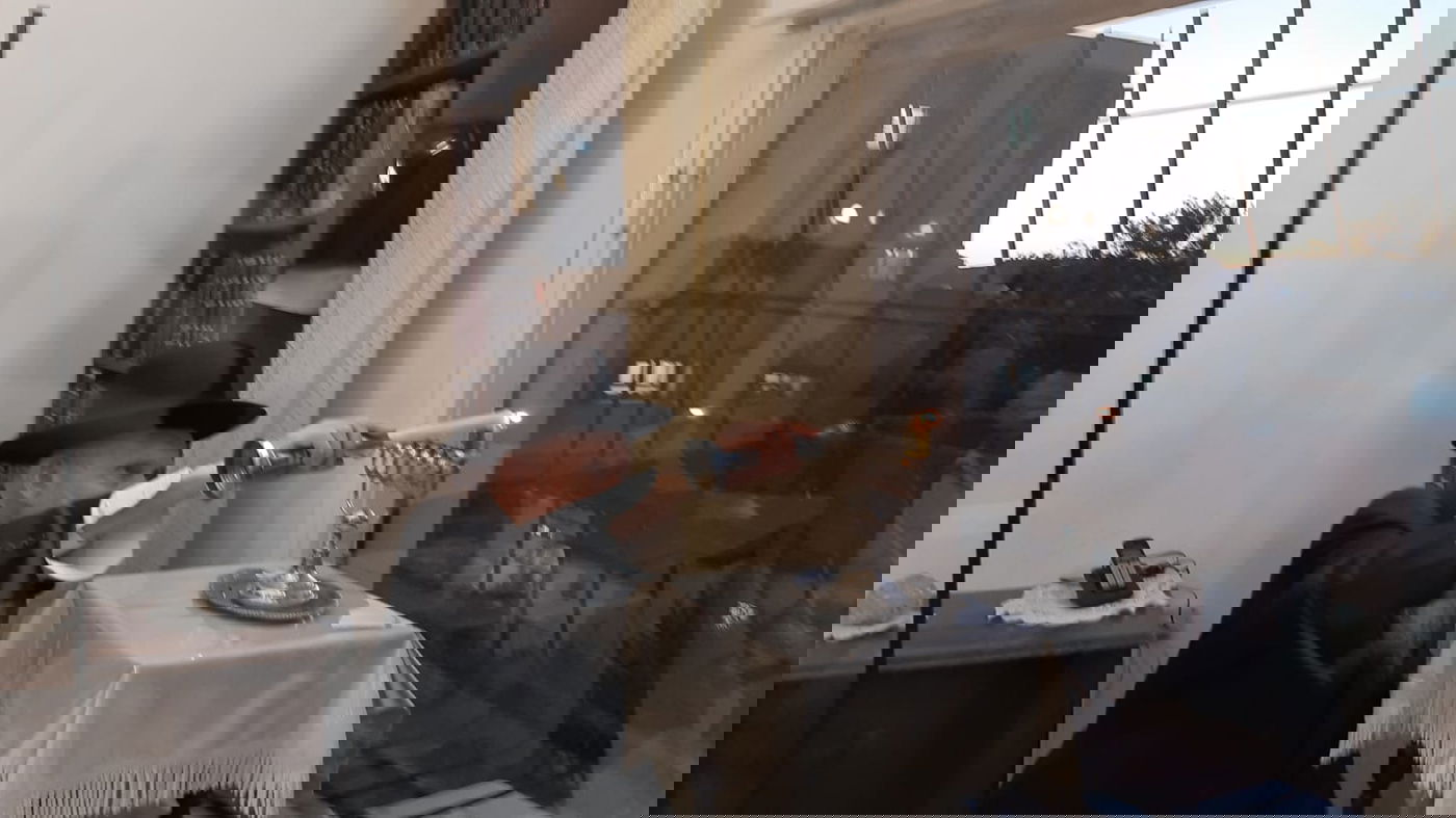 ראש הישיבה הגר"ג אדלשטיין הדליק נר ראשון • צפו