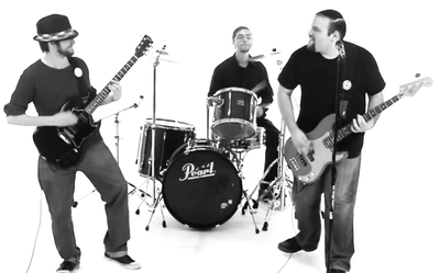 להקת "גן עדן" במחרוזת רוק כבד לחנוכה