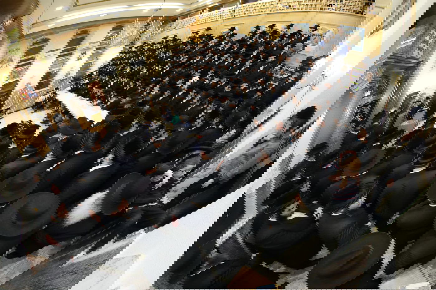 מעמד הדלקת נרות בסאדיגורה -ירושלים