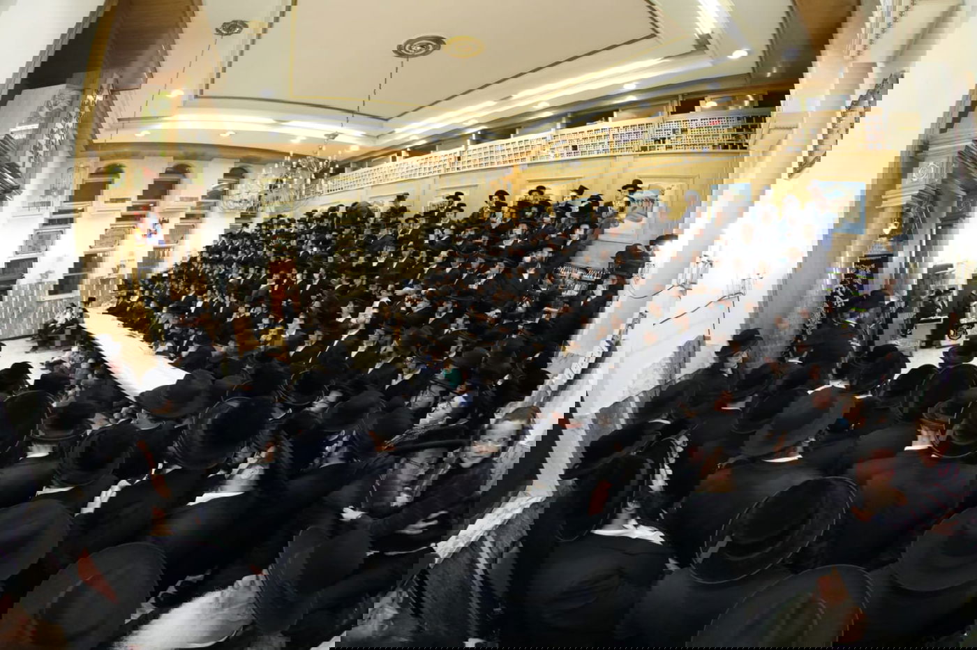 מעמד הדלקת נרות בסאדיגורה -ירושלים