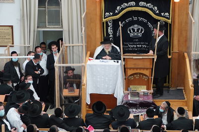 במהלך השיעור בישיבת מיר