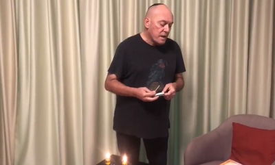 שלומי שבת על הנס הפרטי שלו: "יצאתי מהחושך אל האור" • צפו