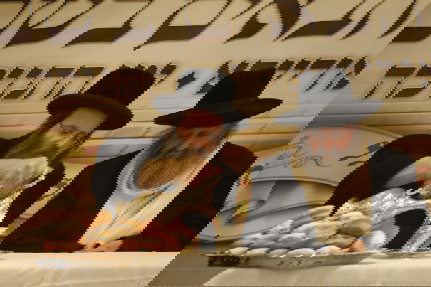 האדמו"ר רבי יקותיאל אבוחצירא ביקר בישיבה החסידית