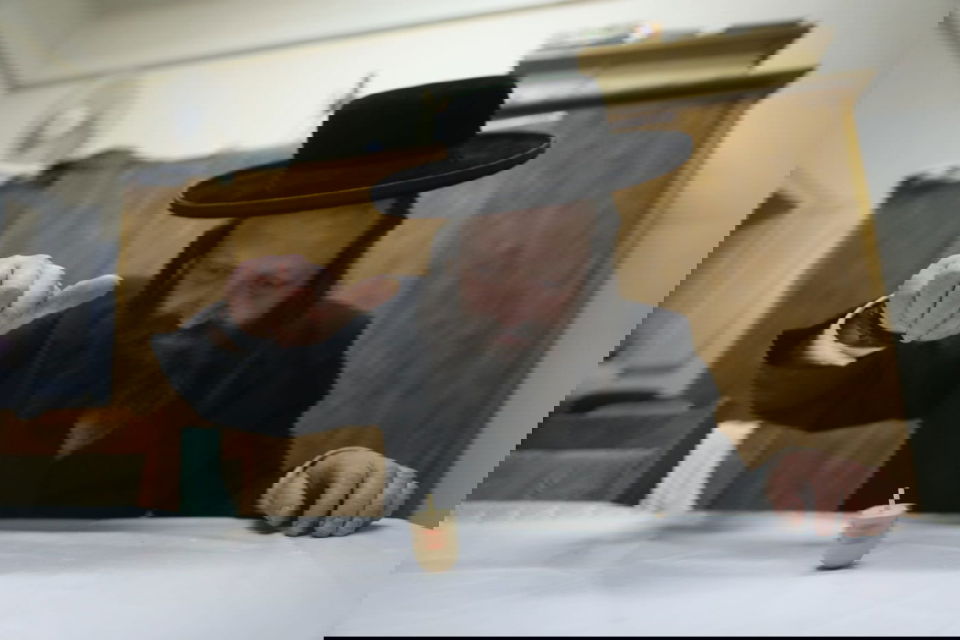 ההדלקה השמחה של הצ'אלמער ה'מנקר' • צפו