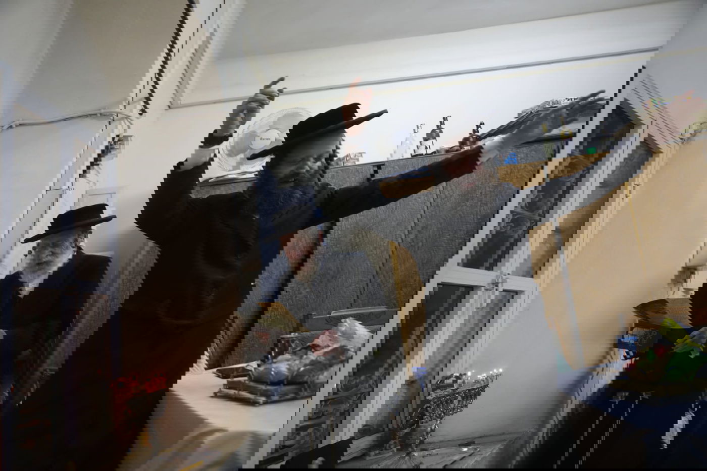 ההדלקה השמחה של הצ'אלמער ה'מנקר' • צפו