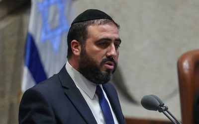 צפו: 'מי שבירך' לביטן חולה הקורונה, במליאת הכנסת