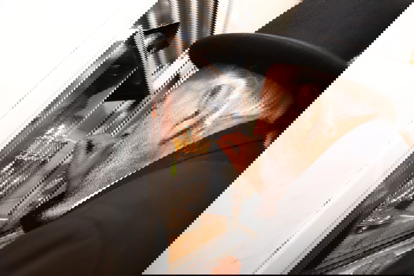 חבר המועצת הגר"ש בעדני הדליק נרות והעתיר בתפילה • תיעוד