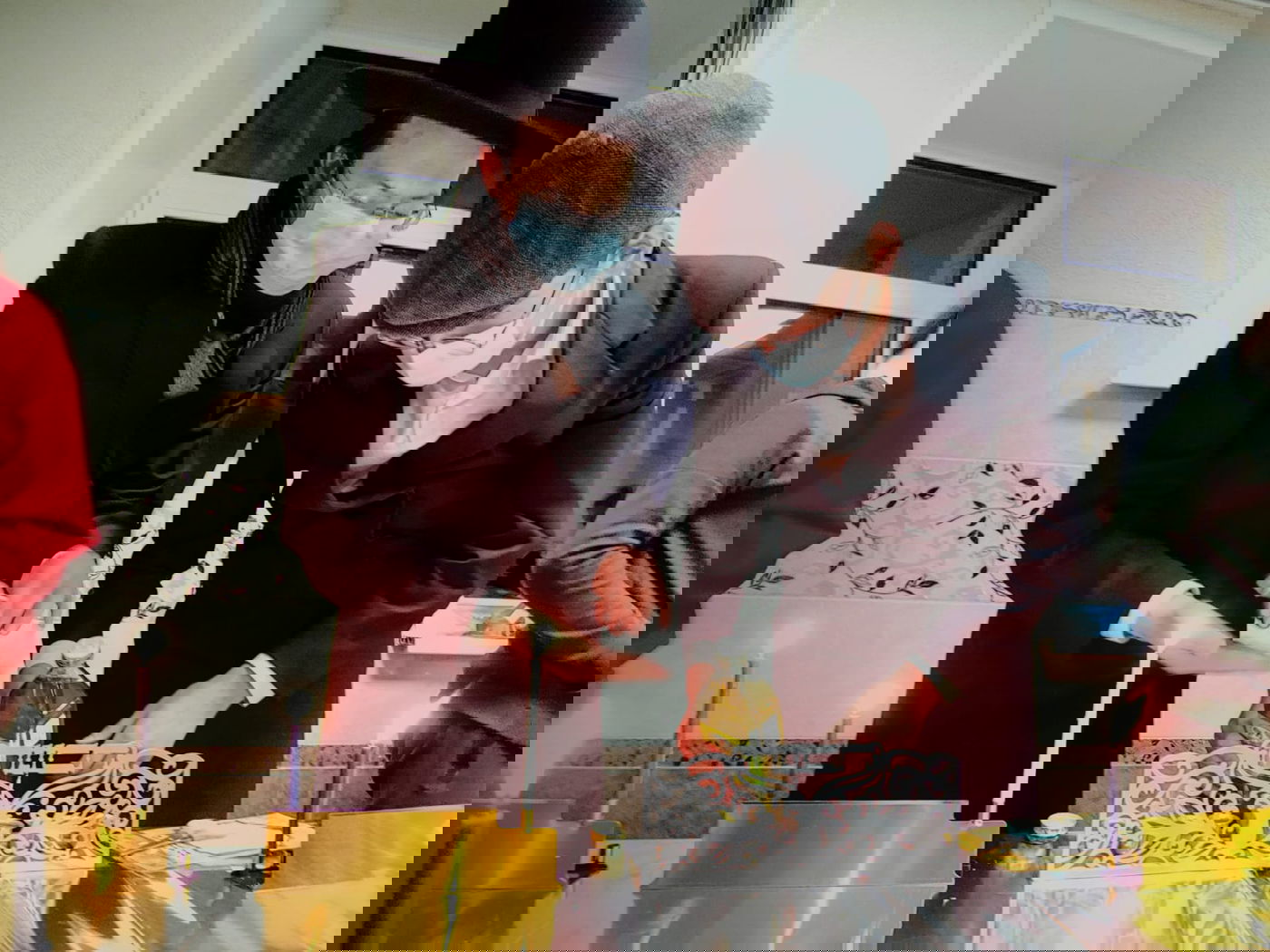 תיעוד: הדלקת נר חמישי בקהילה היהודית בפינסק