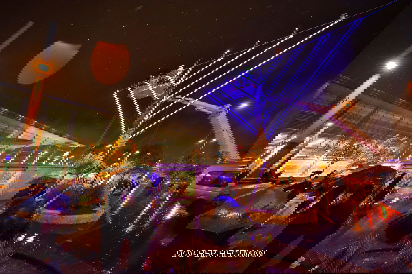 כשסמוטריץ' התחזן בהדלקה בחב"ד • צפו