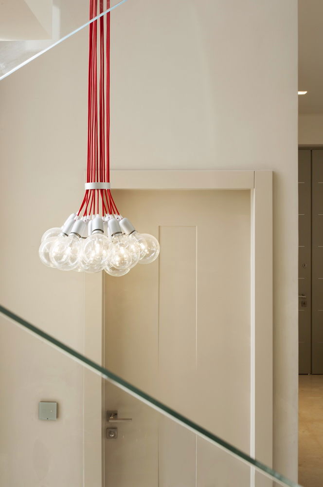 כל דלת היא אינדיבידואלית, ואין מדובר במוצר קטלוגי.