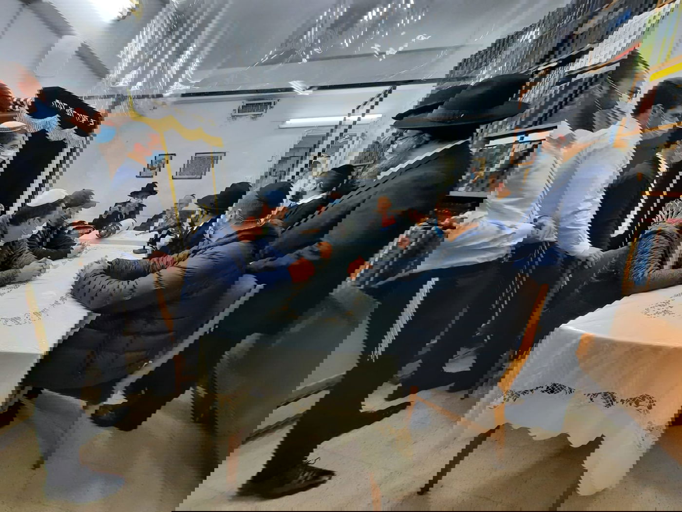 למה ראש הישיבה התעניין בסנט פטרבורג?