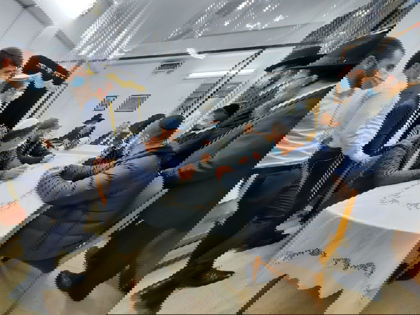 למה ראש הישיבה התעניין בסנט פטרבורג?