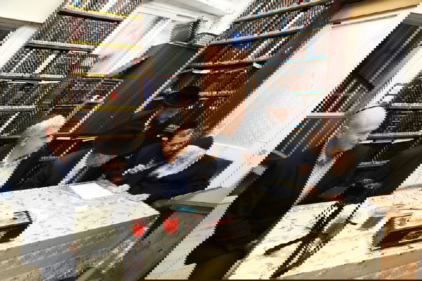 הוראת מרן הגר"ח קנייבסקי: "צריכים לעשות את החיסון"