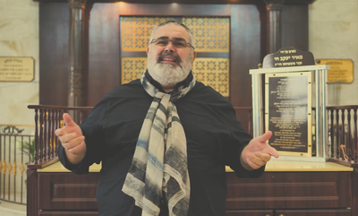 קרדונר הלחין, שמעון סיבוני שר לכבוד הצדיק