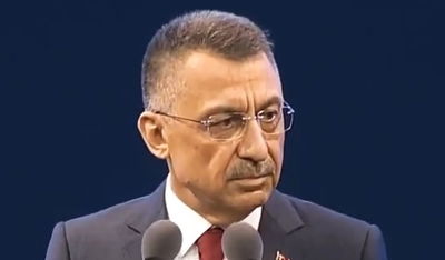 לא נעים: סגנו של ארדואן השתתק באמצע נאום