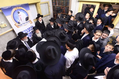 בהנהלת 'ישיבה על קברו' מביעים התנצלות לא שגרתית