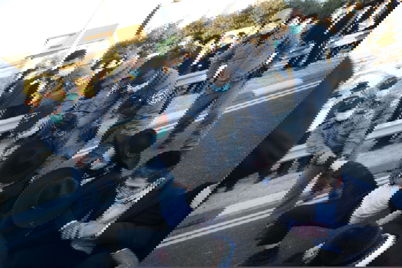 עסקן הפלג לקצין: "לא היה עדיף לשחרר את העציר שלנו?" • צפו