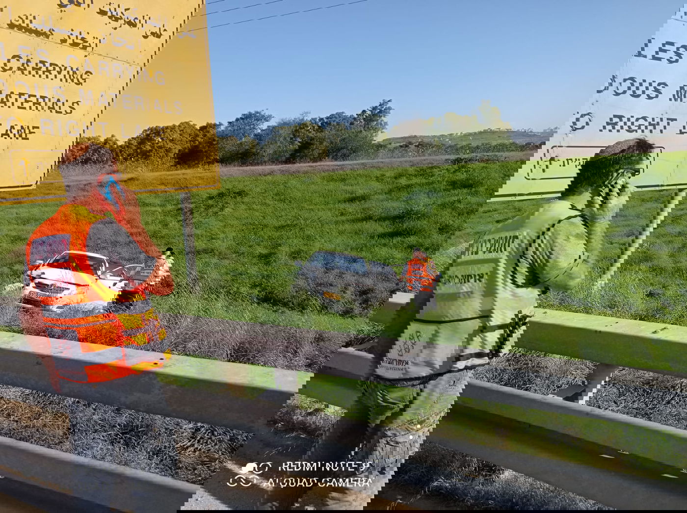 חיסול בכביש 6, בין שיירה של ניידות משטרה