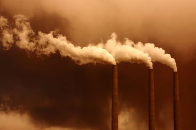 נגד משרפת פסולת: 'חילול שבת בפרהסיה במימון המדינה'