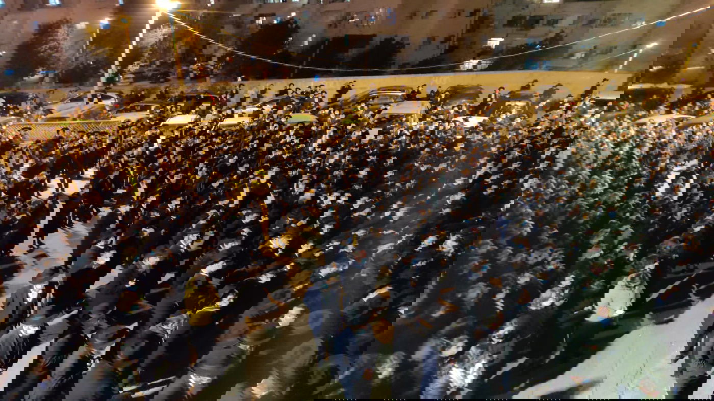 תיעוד: הלוויתה של הנערה אסתר פולק ע"ה