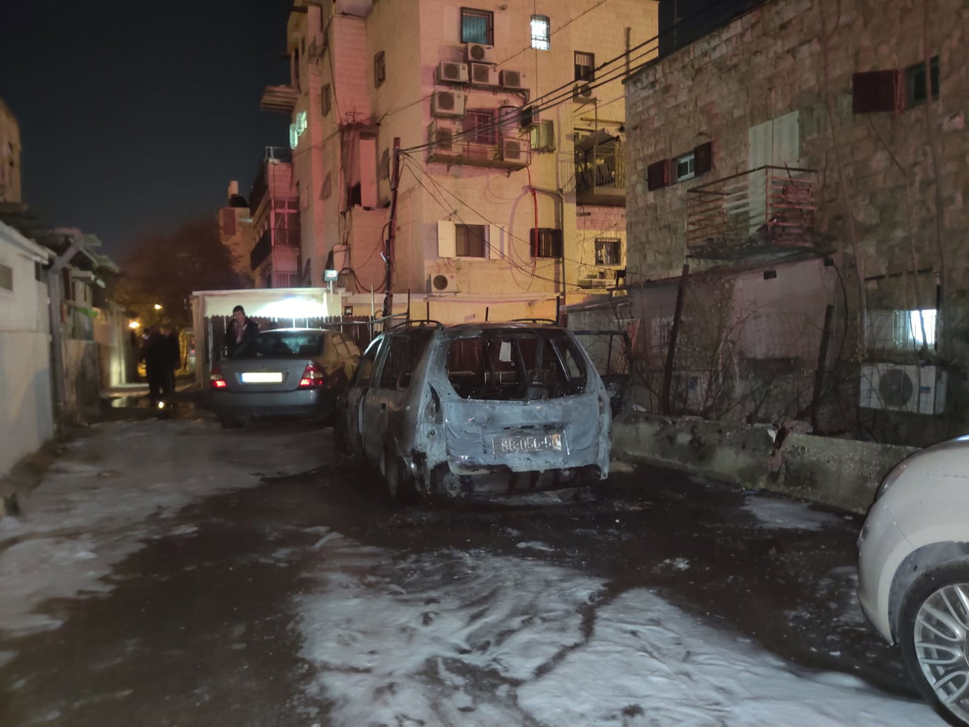 אנרכיה ברחובות: רכב הוצת בשמואל הנביא