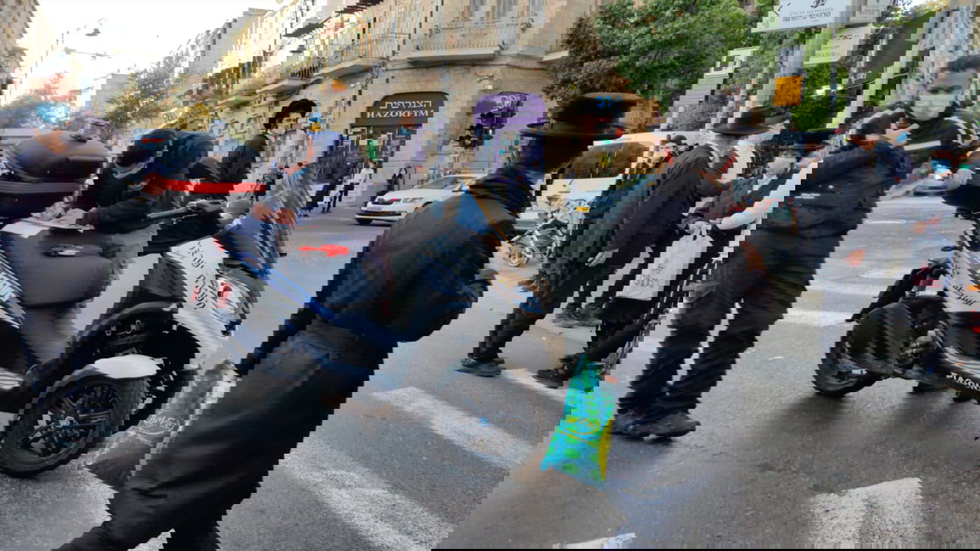 בוחן התנועה בזירה