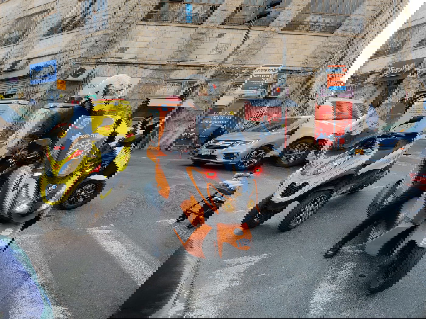 "סימני צמיג על הפנים": האחיות נדרסו ונגררו מתחת לגלגלים, וניצלו