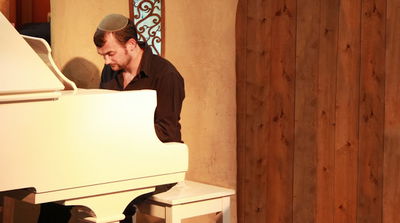 ערן קליין בסינגל חדש: "הכי פשוט"