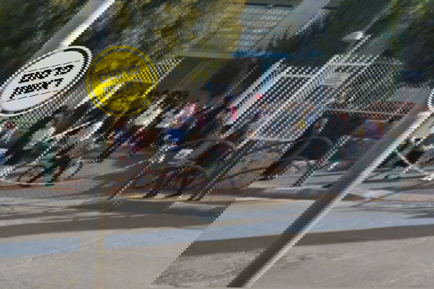 הכניסה לתור הבלתי נגמר לבדיקות הקורונה