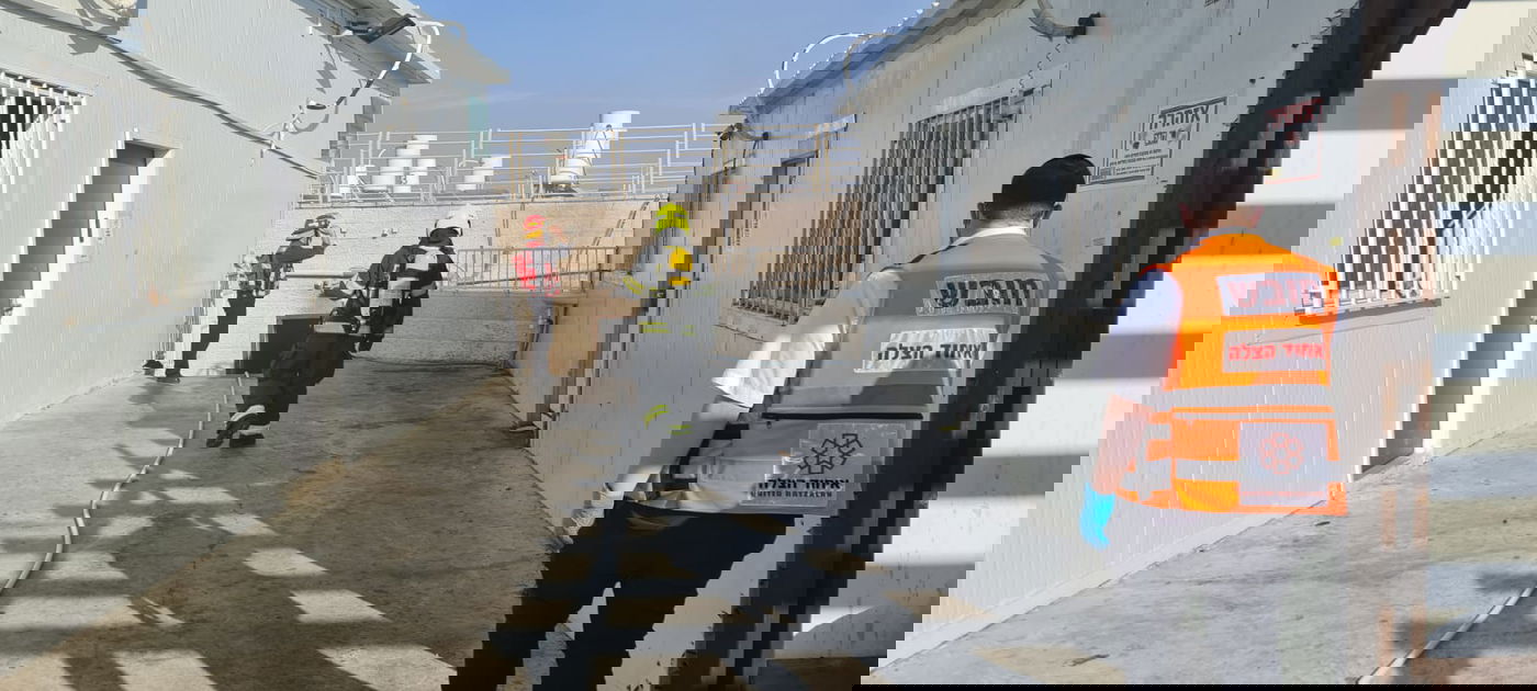 אש פרצה בישיבה; בחור ואיש צוות נפצעו