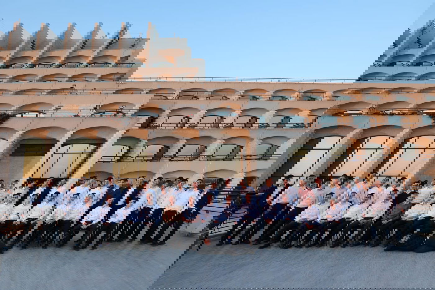 בחורי ישיבת דרך חכמה במלונית