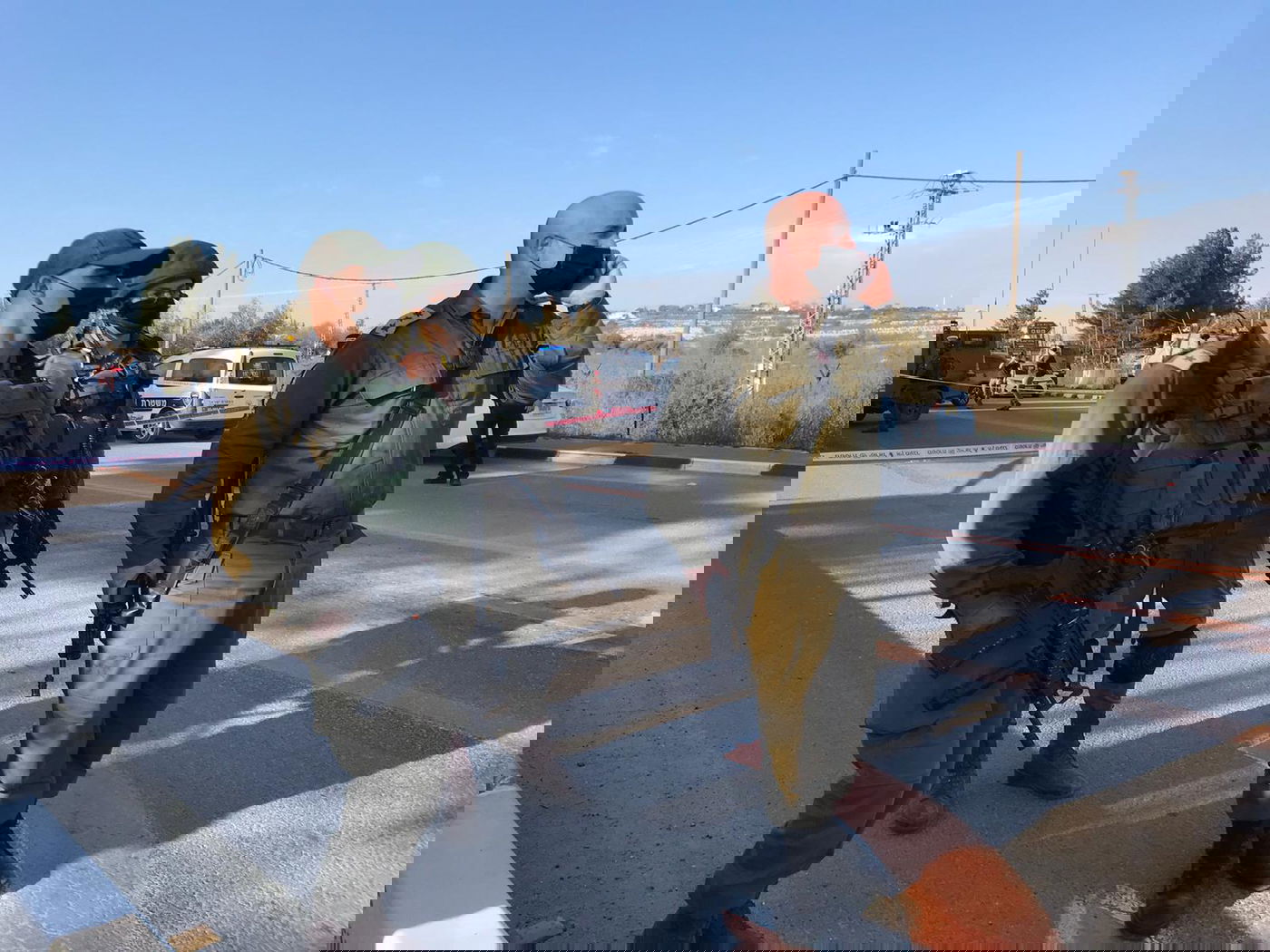 ניסיון פיגוע: מחבל ניסה לתקוף אזרח עם סכין קצבים ונורה