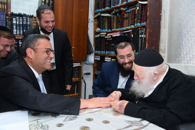 משה ליאון עם הגר"ח קנייבסקי, הערב