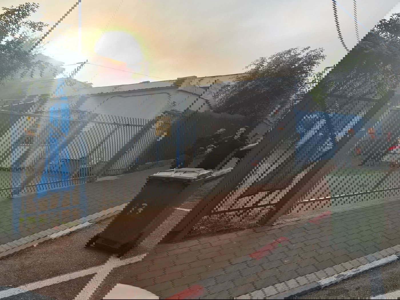 בית הספר סגור, הבוקר