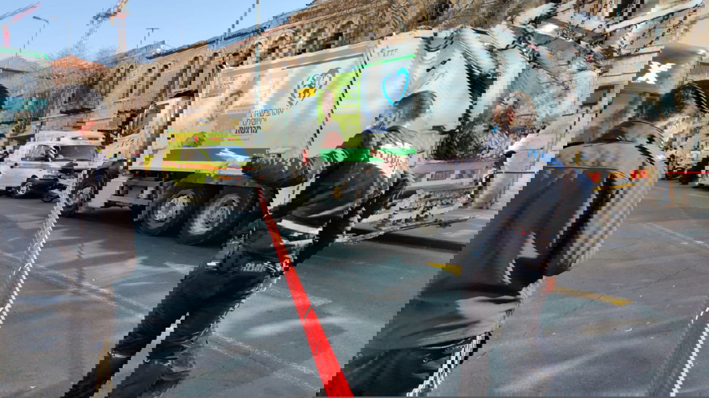 אישה חרדית בת 63 נהרגה מפגיעת משאית לפינוי אשפה