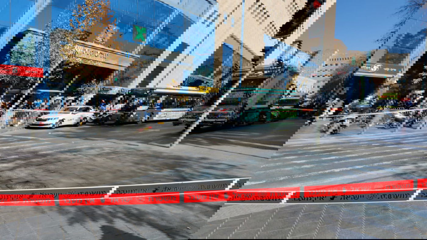 אישה חרדית בת 63 נהרגה מפגיעת משאית לפינוי אשפה