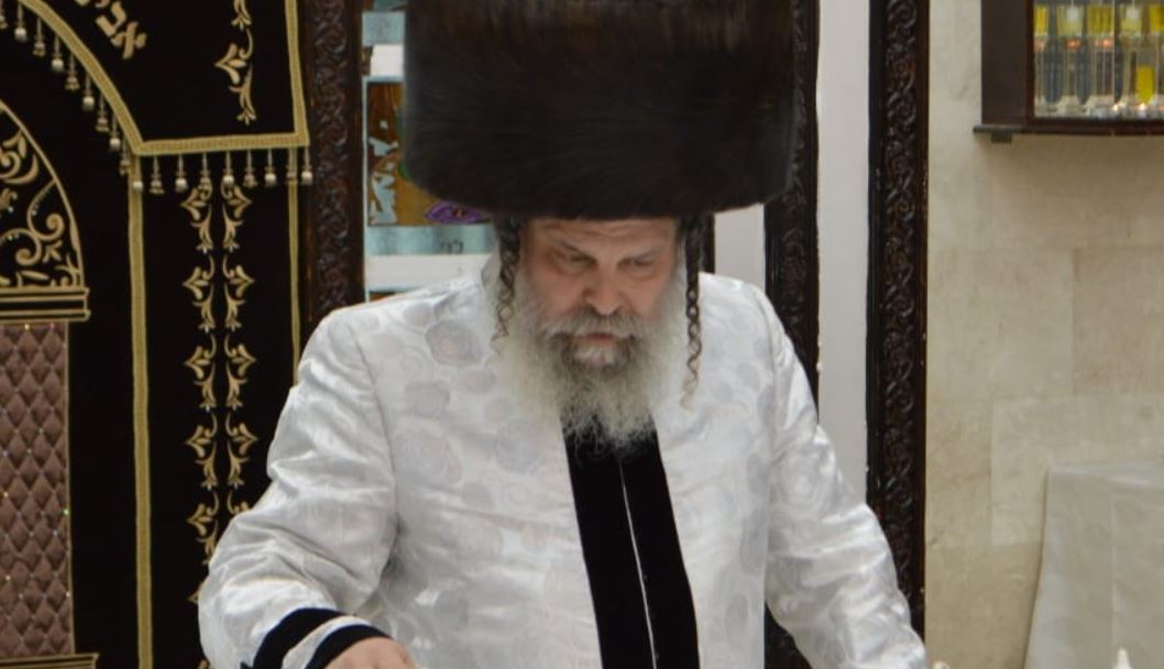 האדמו"ר מנדבורנה - ביתר