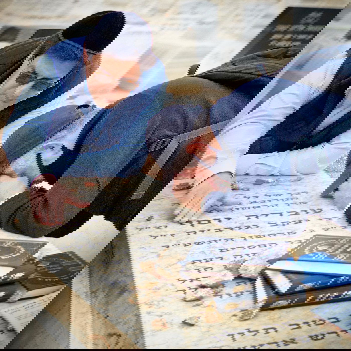 השחקן שחזר בתשובה התפלל בציון של מרן