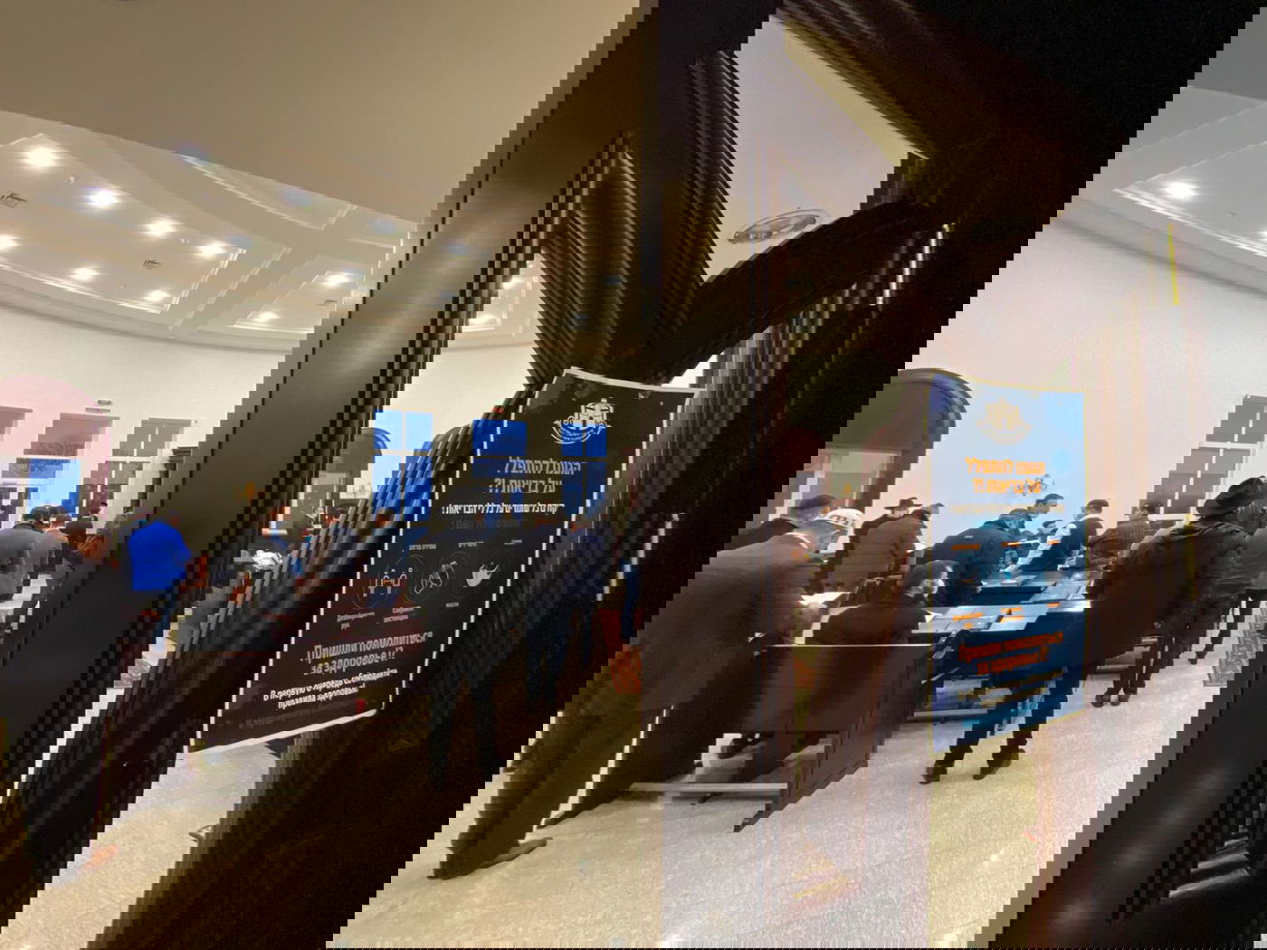 עם מדחום בכניסה: מאות בהילולת בעל התניא