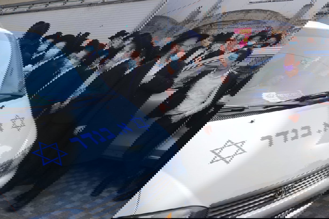 "איי משולם, משולם": הלווית ראש הישיבה שנפטר מהנגיף