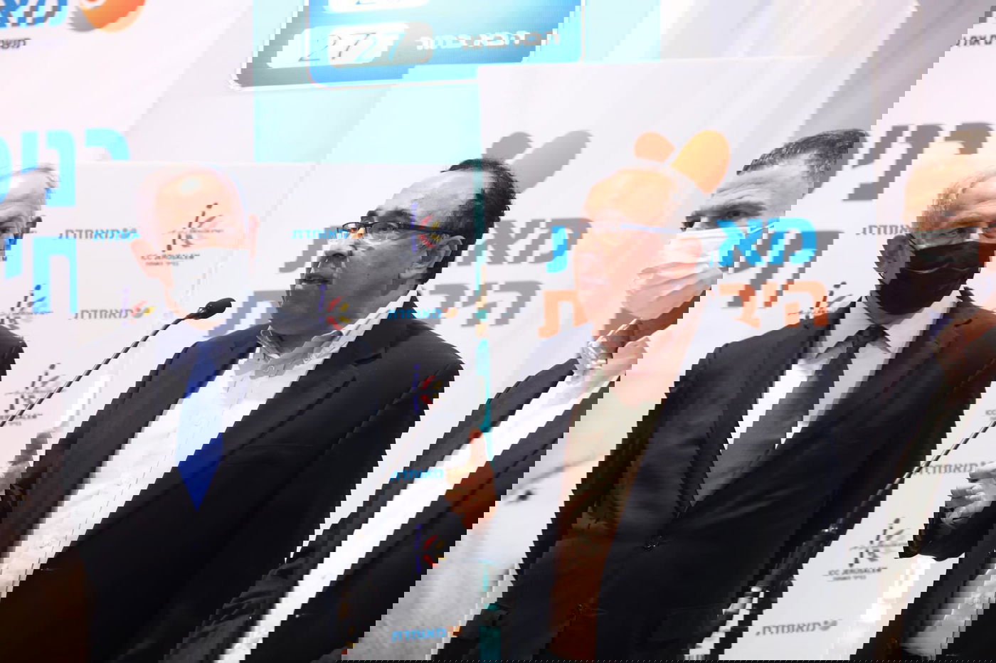 רוה"מ ושר הבריאות חנכו את מתחם החיסונים של 'מאוחדת'