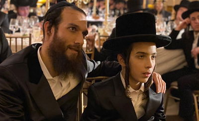 "אהיים": הזמר בערי וובר בבר המצווה לבנו בכורו