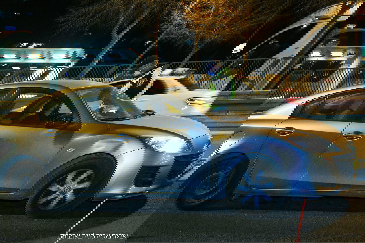 ליד שמעון הצדיק: גלריה ממחסום המשטרה