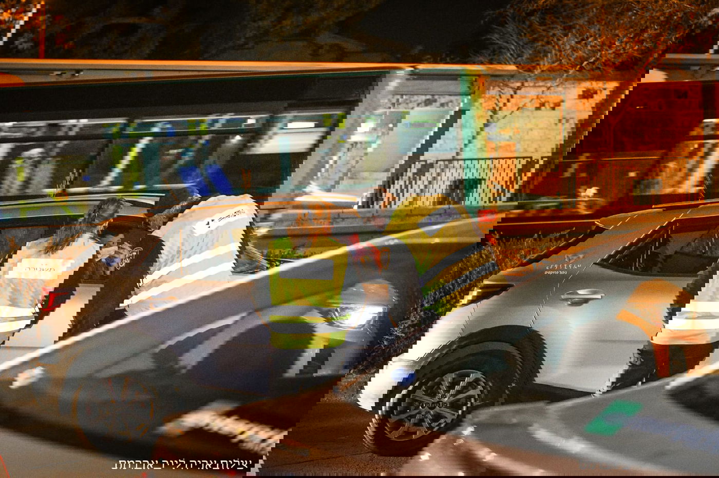 ליד שמעון הצדיק: גלריה ממחסום המשטרה