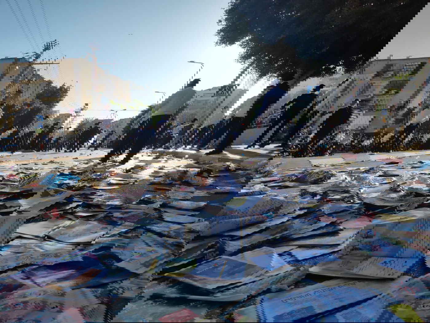 זעם: אנשי הפלג התפרעו; הרב שניסה להרגיע - נעצר בכוח