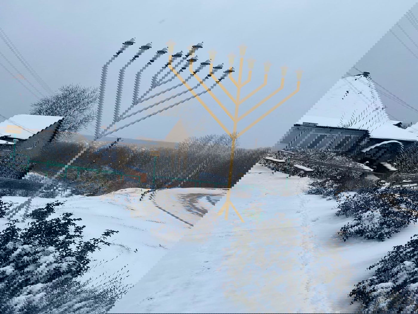 שבוע מהיארצייט: ציון האדמו"ר הזקן מושלג