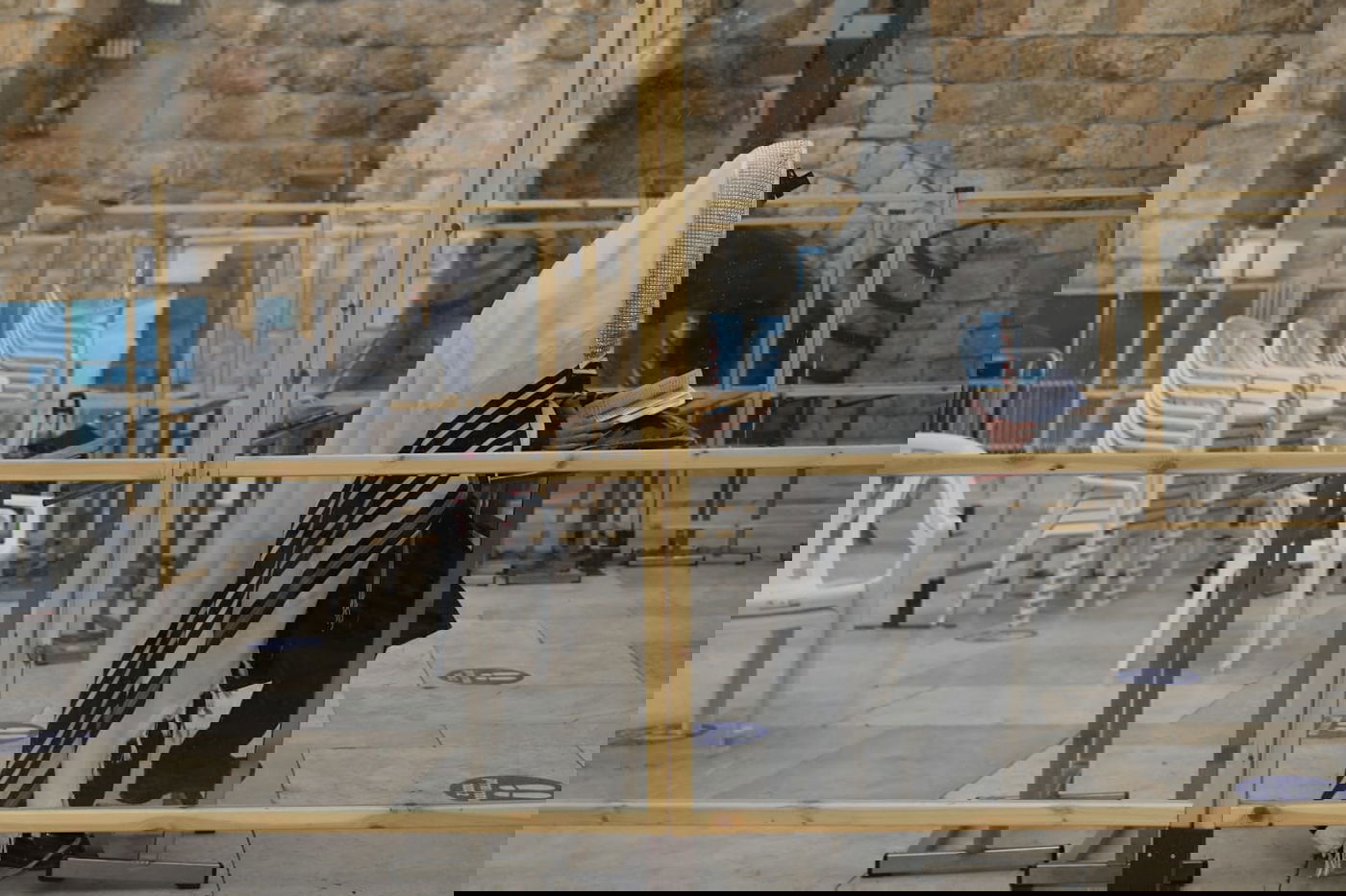 הכותל המערבי והדרכים המובילות - ריקות