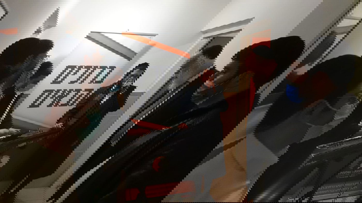 כך הפתיעו כלה שחתונתה נדחתה • תיעוד