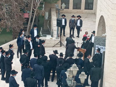 ממסע הלוויה