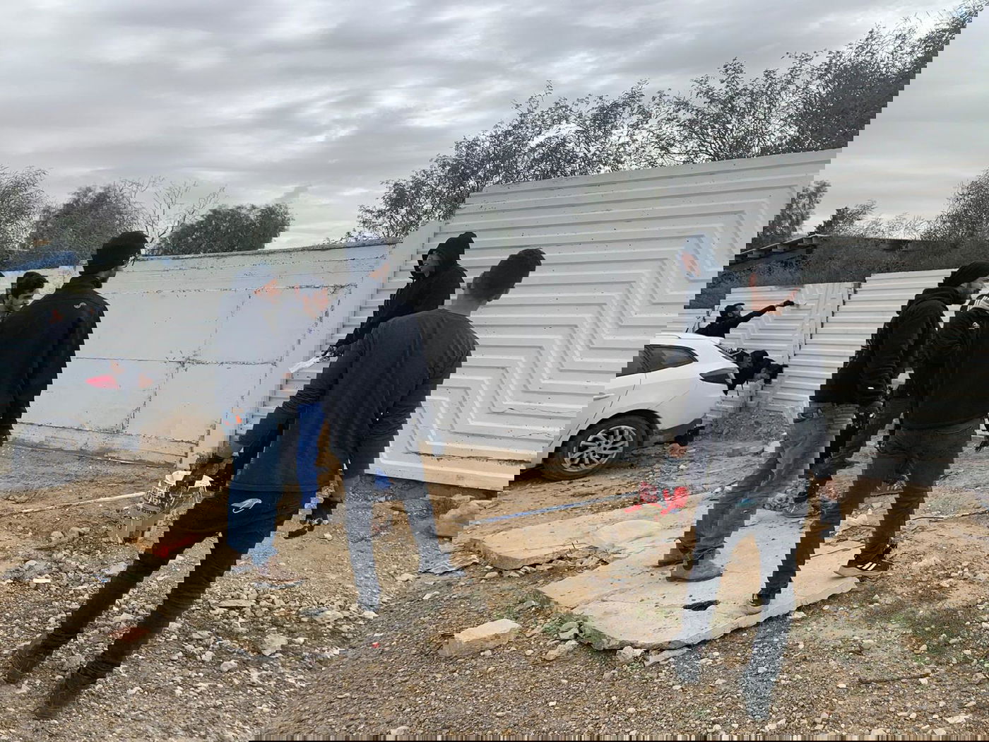 הצעירים הבדואים שיפצו את הקברים שחילל תושב הפזורה